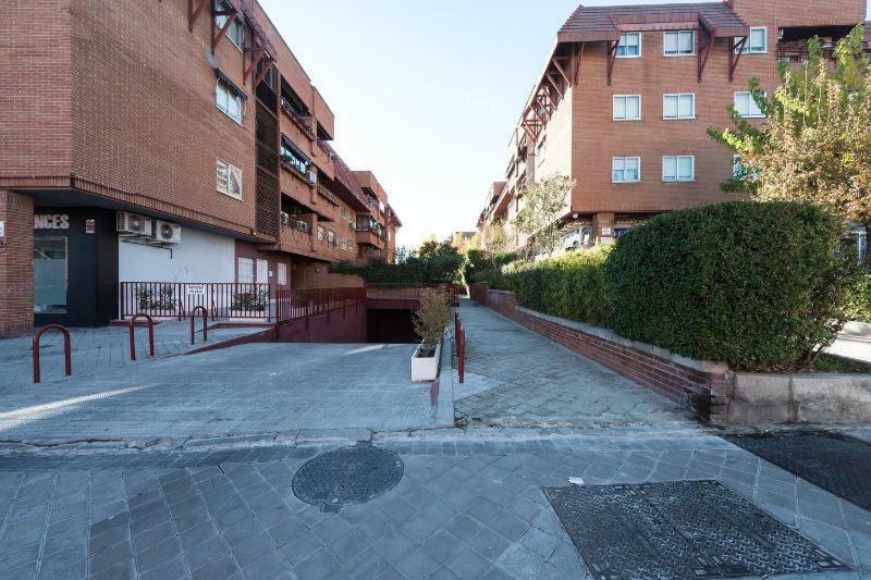 Apartamento Vivienda Familiar Con Jardin Junto A Ifema Madrid